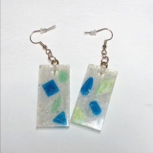 Cute sparkly geometric earrings